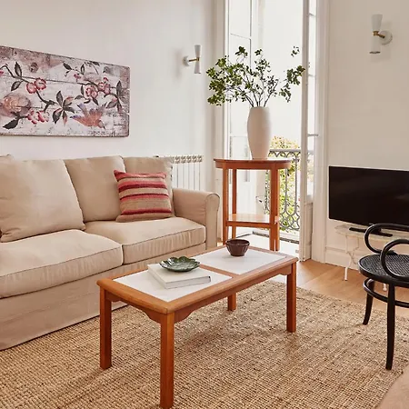 Appartement By Alfonso Xii *