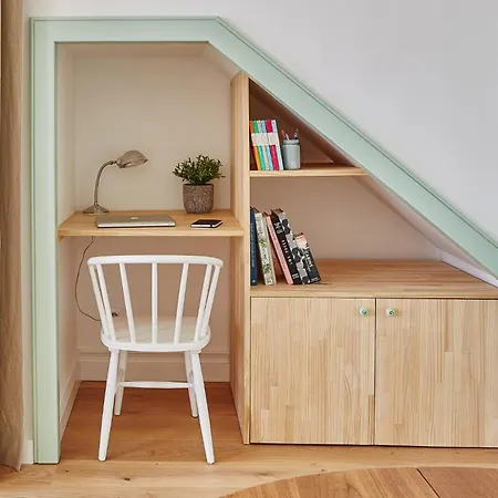 شقة By Alfonso Xii